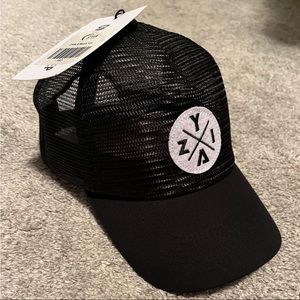 Zyia X Mesh Hat